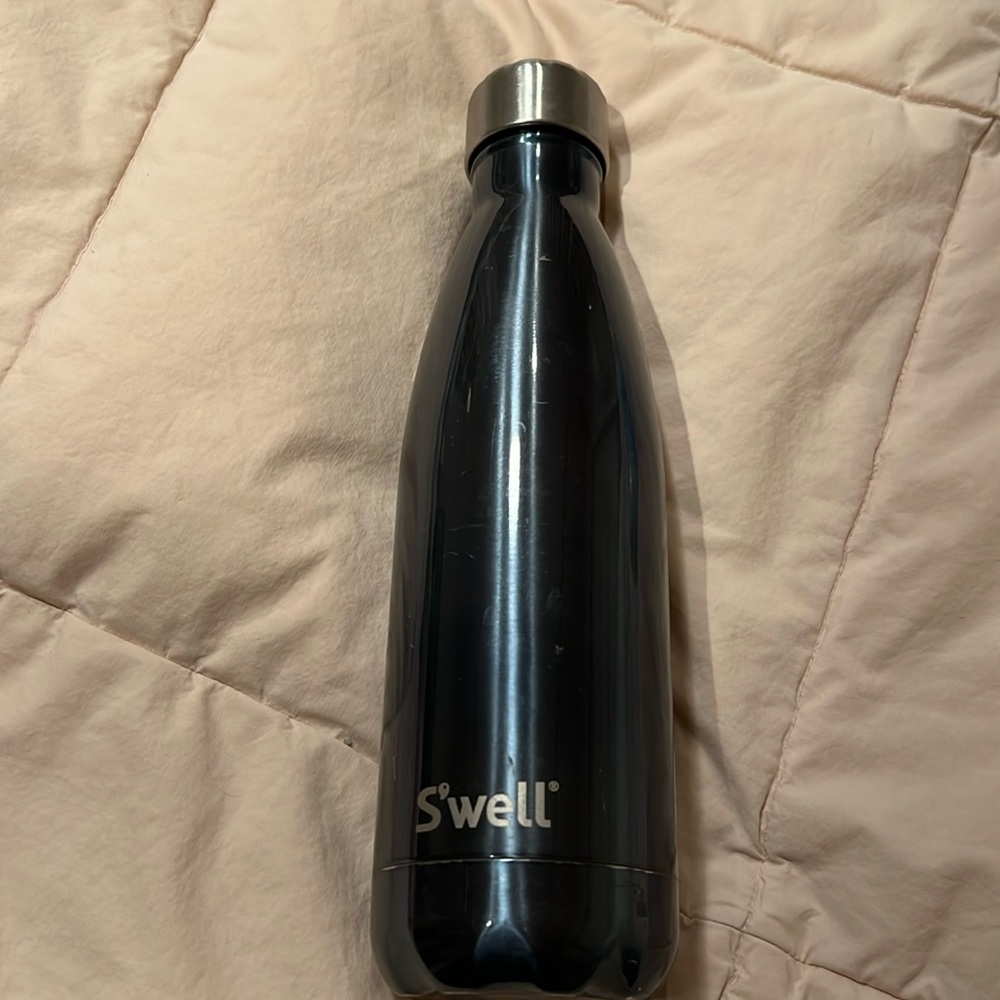 S’Well Water Bottle 17 oz